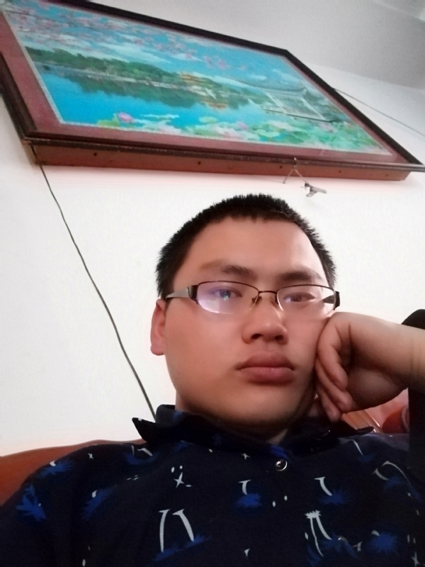 90男孩的第一张照片--罗源婚介网