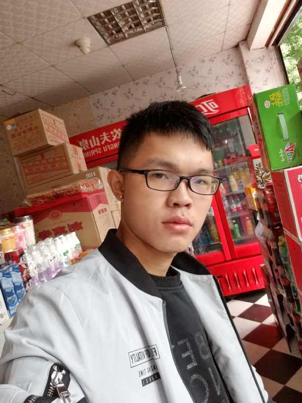 柒年的第一张照片--罗源婚介网