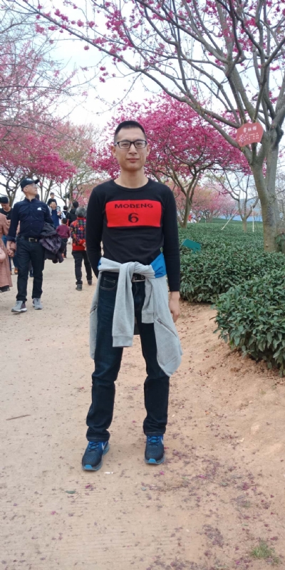 小梁的第二张照片--罗源婚介网