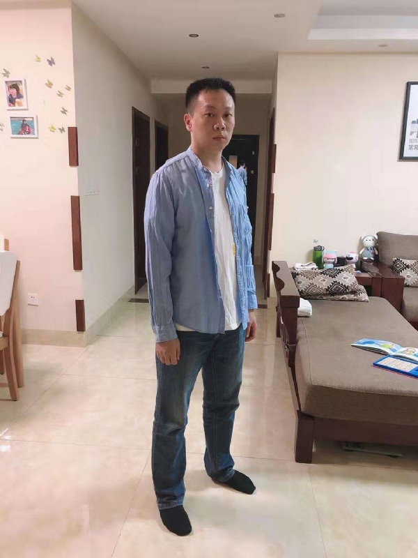 以勒的第一张照片--罗源婚介网