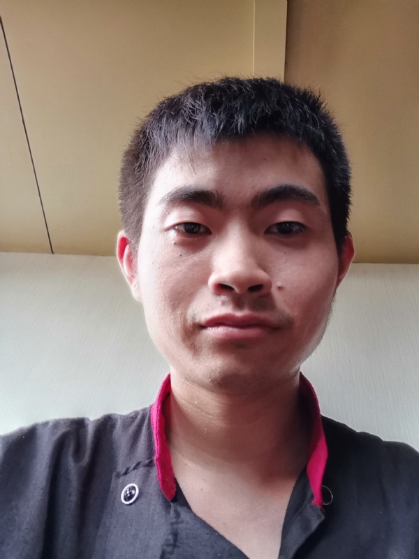 嗯的第一张照片--罗源婚介网