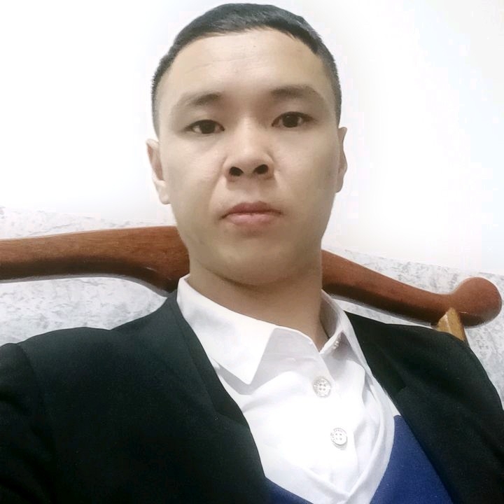 冷漠的第一张照片--罗源婚介网