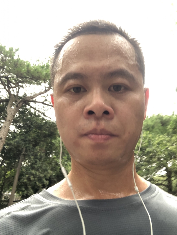 猩猩巨呃的第二张照片--罗源婚介网