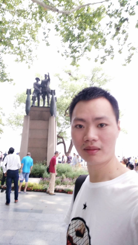 志东的第三张照片--罗源婚介网