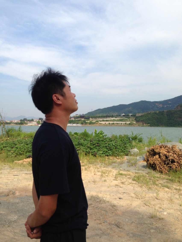 雾里看花的第一张照片--罗源婚介网