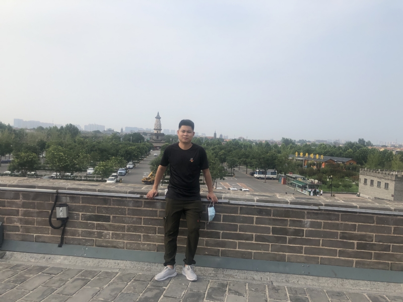 123.向左向右的第一张照片--罗源婚介网