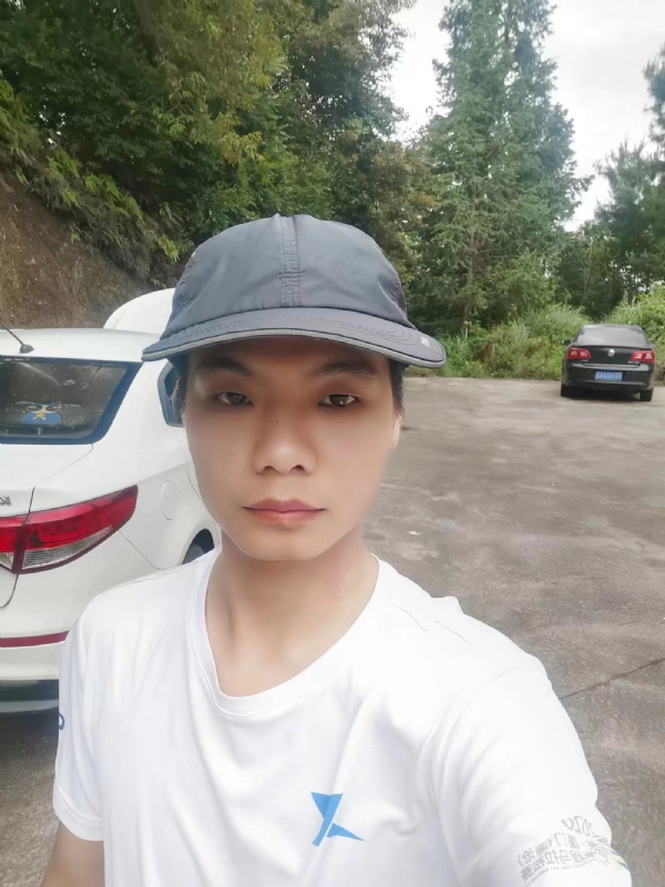 携手相伴的第一张照片--罗源婚介网