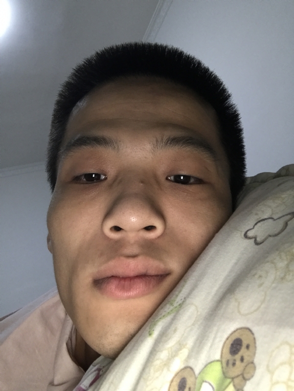直男的第一张照片--罗源婚介网