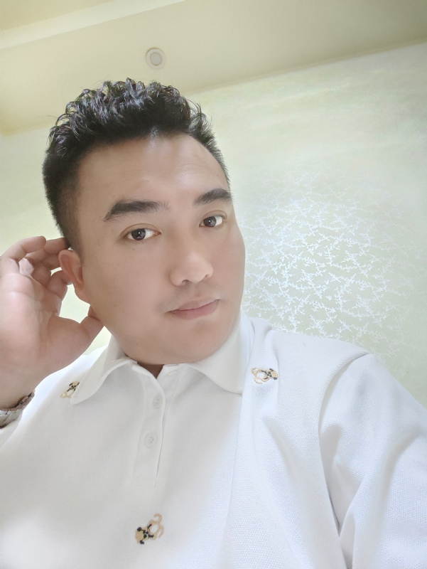 哈哈先生的第一张照片--罗源婚介网