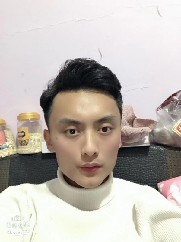 独孤一人的第一张照片--罗源婚介网