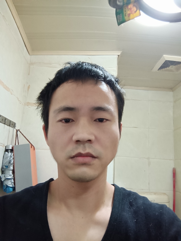 守望天空的第一张照片--罗源婚介网