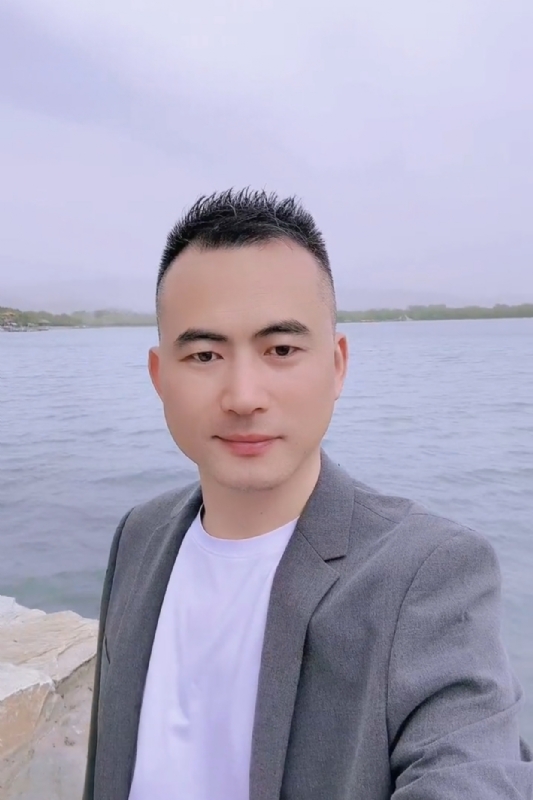一往情深的第一张照片--罗源婚介网