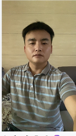 走在红毯那一天的第二张照片--罗源婚介网