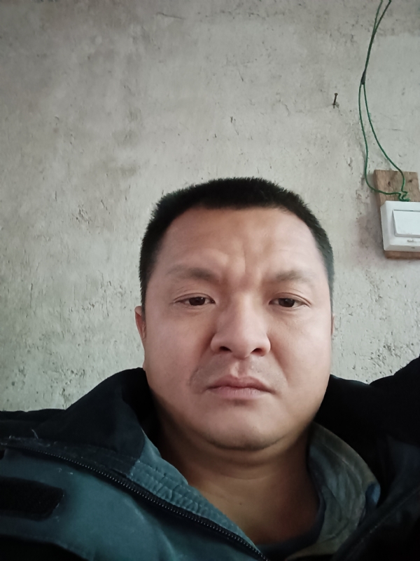 兰成龙的第二张照片--罗源婚介网