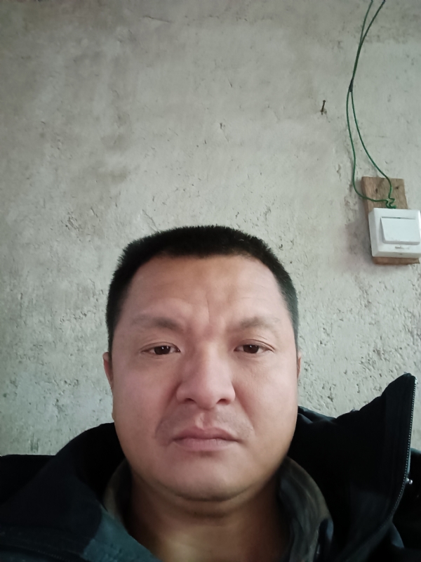 兰成龙的第四张照片--罗源婚介网