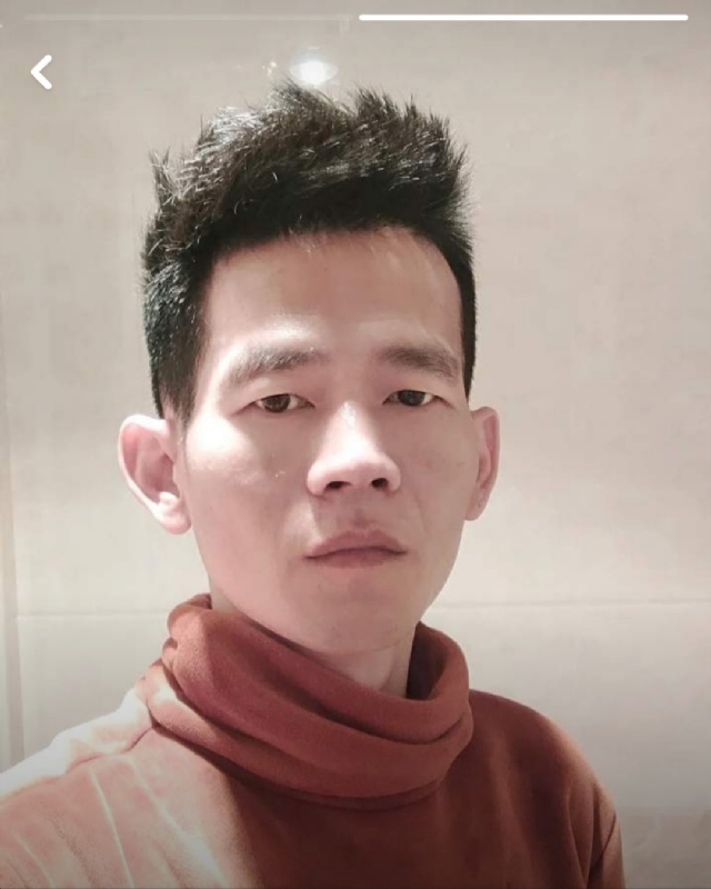 白了少年头的第一张照片--罗源婚介网