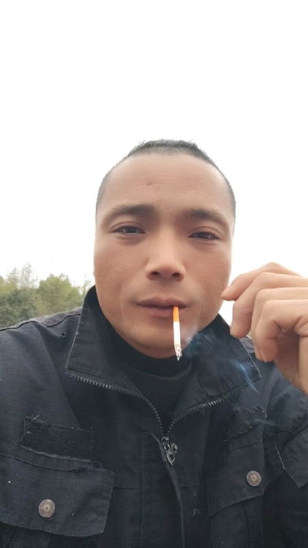 伯爵的第一张照片--罗源婚介网