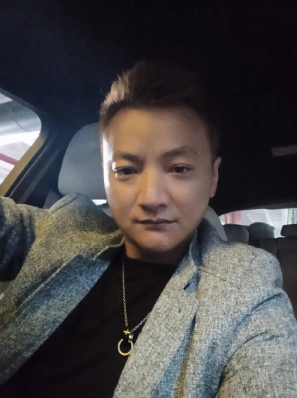 夜、有雨敲窗的第三张照片--罗源婚介网