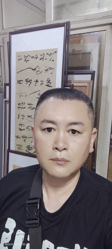 永恒的瞬间的第一张照片--罗源婚介网