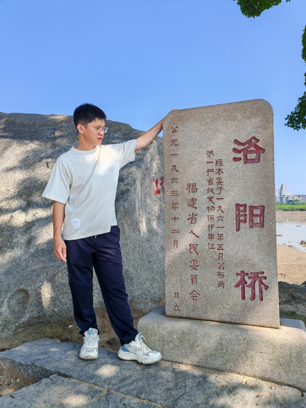 风尘的第一张照片--罗源婚介网
