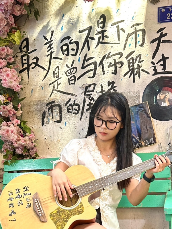 魔仙的第一张照片--罗源婚介网